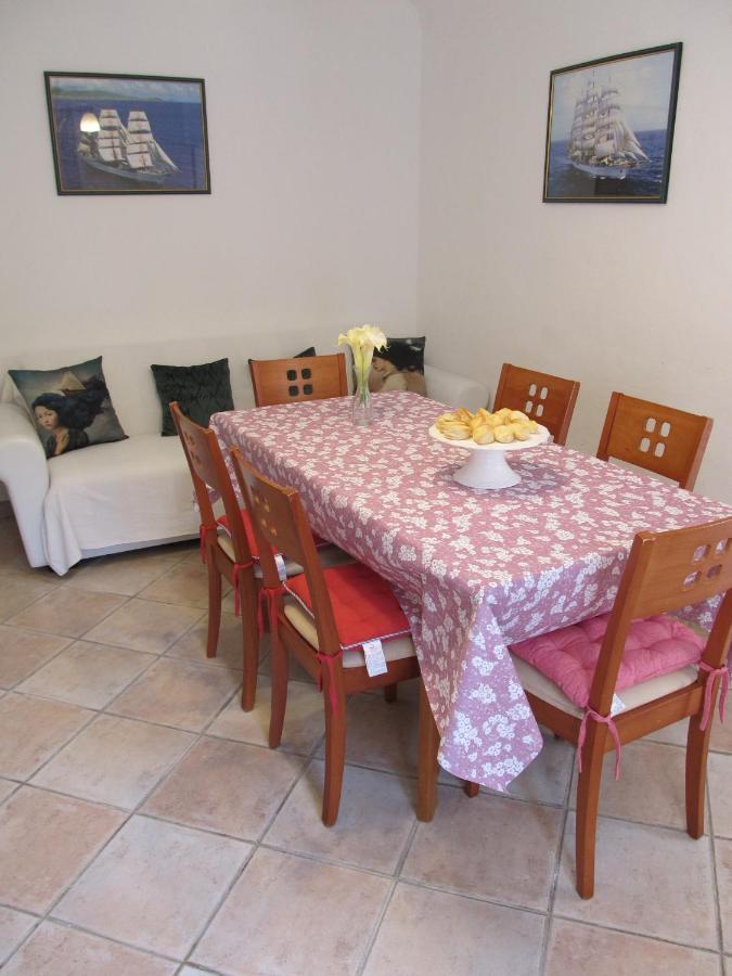 Apartments Anita Велі-Лошинь Екстер'єр фото