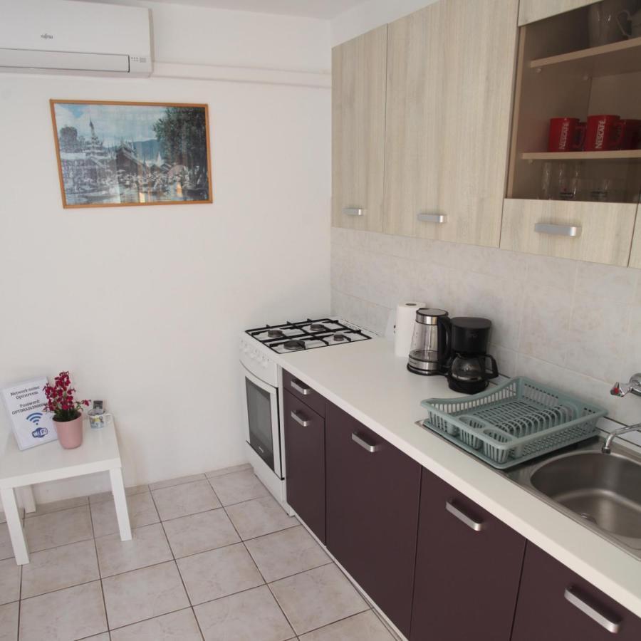 Apartments Anita Велі-Лошинь Екстер'єр фото